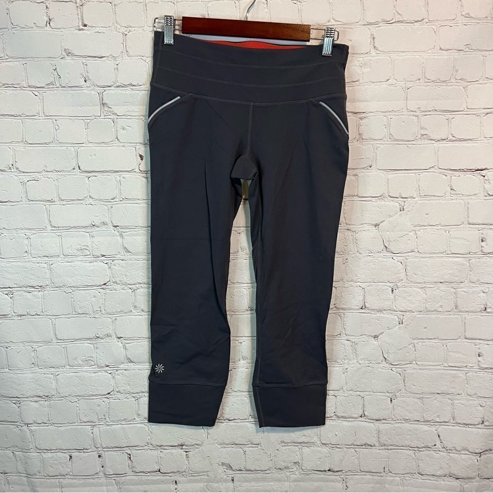 Athleta Relay Capri size ST Gray